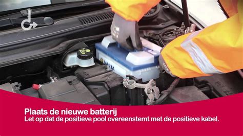 waar zit de batterij in.